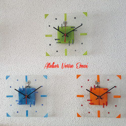 Petite Horloge "Graphique"